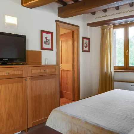 Сasa de vacaciones In Umbria With Pool & Nature Views