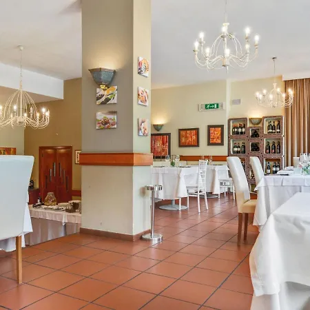 In Umbria With Pool & Nature Views