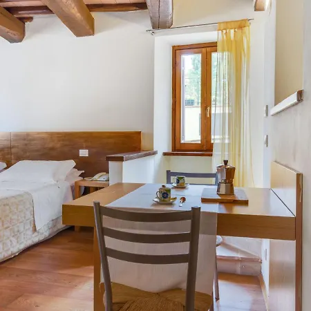 度假居 In Umbria With Pool & Nature Views *