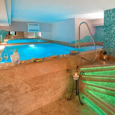 度假居 In Umbria With Pool & Nature Views 福利尼奥